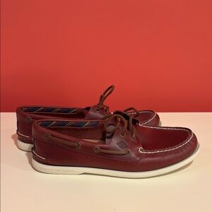 Sperry Maroon Boat Shoes Mens Size 10 PlushWave Insole
Great Condition worn once